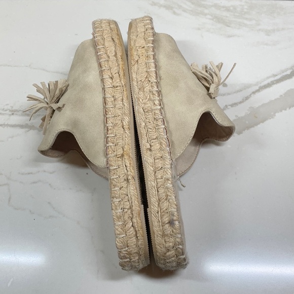 SEVEN DIALS WENDELLE SUEDE TASSEL SLIDES - Picture 10 of 13